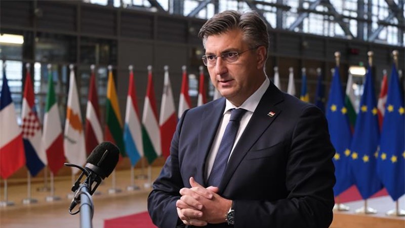 Plenković: Predsjednikova besprizorna, netočna i bezobrazna tirada je sigurno pod utjecajem juga, ne kanim se miješati 